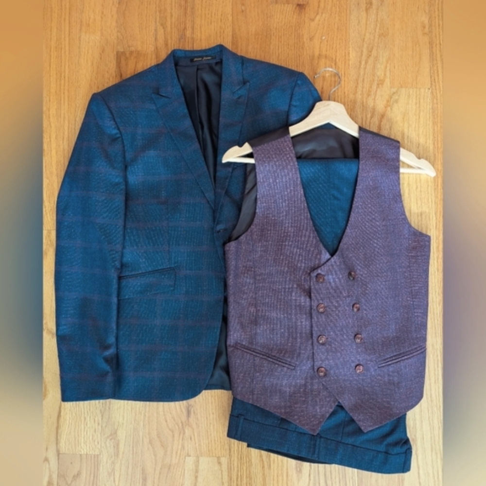 Doctor Junior Boys 3 piece suit set sz14